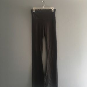 4/$25 Victoria’s Secret Long Fitted Leggings